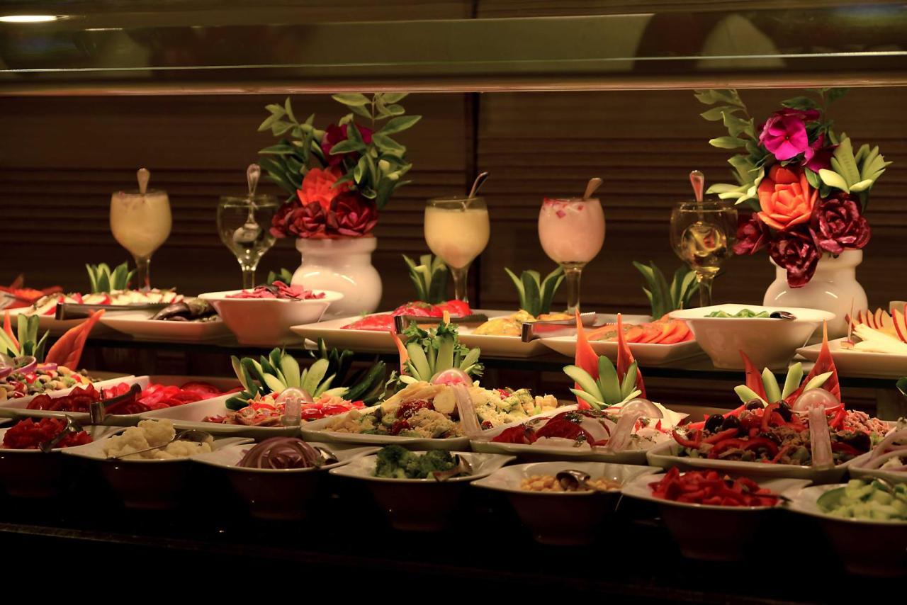 Pickalbatros Blu Spa Resort - Adults Friendly 16 Years Plus- Ultra All-Inclusive Hurghada Exterior photo A salad bar